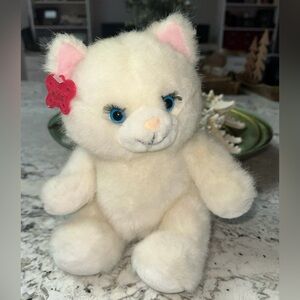 Vintage Russ Berrie Fuzzy White Cat Kitten Plush MITTENS #7586 BLUE EYES